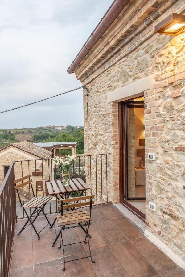 Borgo Baccile By Vini Fantini Hotel Crecchio Exterior photo