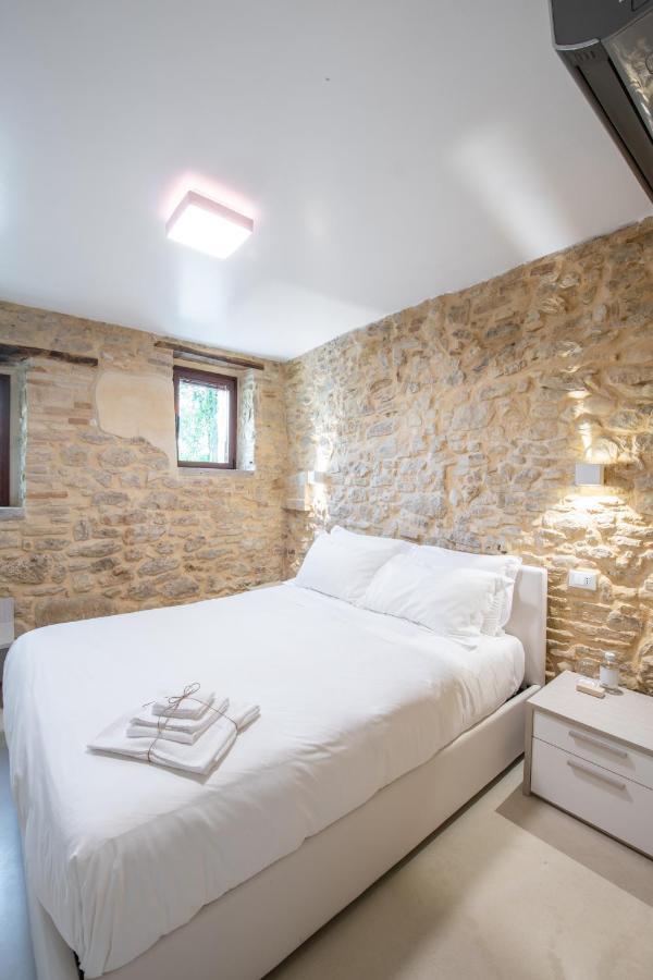 Borgo Baccile By Vini Fantini Hotel Crecchio Exterior photo