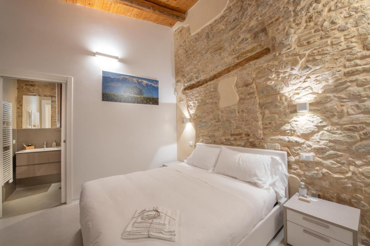 Borgo Baccile By Vini Fantini Hotel Crecchio Exterior photo