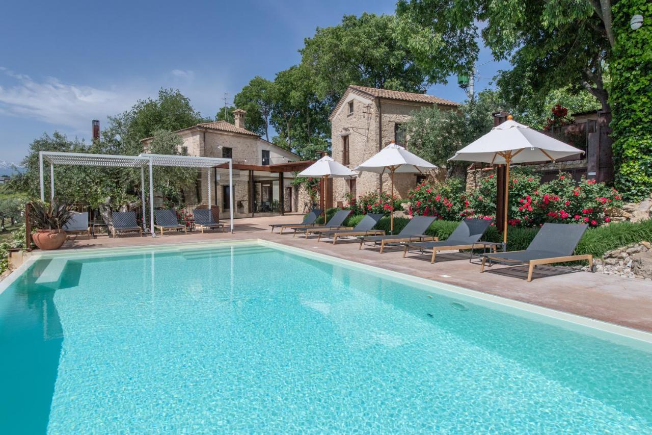 Borgo Baccile By Vini Fantini Hotel Crecchio Exterior photo